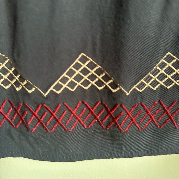 THML dress with design - Picture 6 of 6